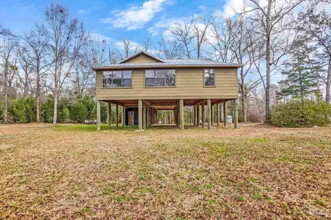 1002 Daffin Rd, Molino, FL 32577