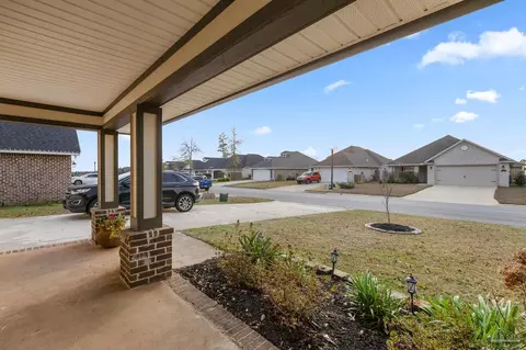 Exterior - 5663 Dunridge Dr, Pace, FL 32571 photo 3 of 8