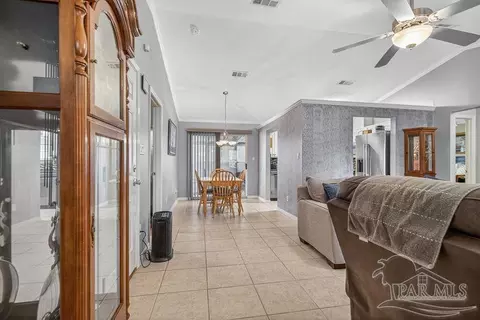 Entry Way - 4331 Audiss Rd, Milton, FL 32583 photo 2 of 4