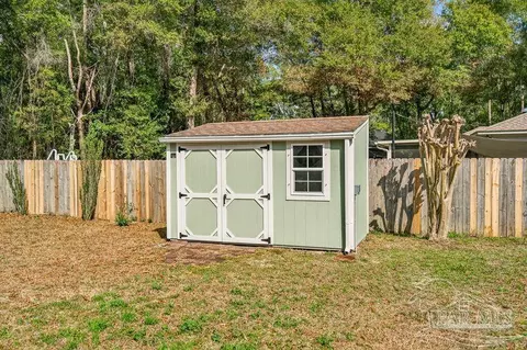 Exterior - 4331 Audiss Rd, Milton, FL 32583 photo 8 of 14