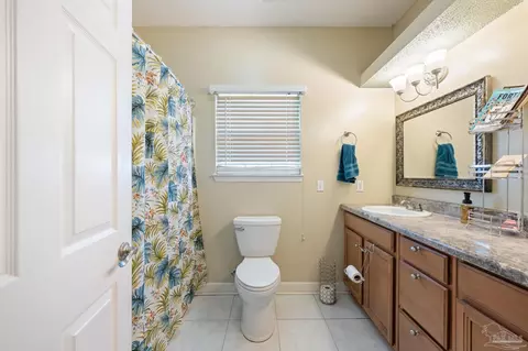 Bath - 649 Griswold Rd, Jay, FL 32565 photo 2 of 2