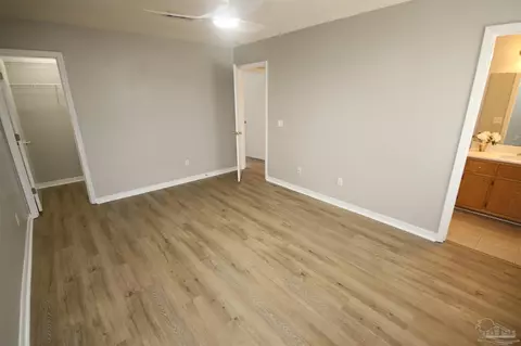 Bedroom - 5354 Windham Rd, Milton, FL 32570 photo 6 of 6