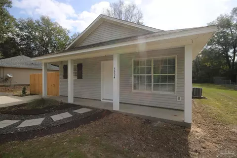 Exterior - 5354 Windham Rd, Milton, FL 32570 photo 2 of 8
