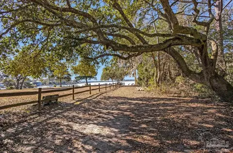 Exterior - 3266 Bernath Dr, Milton, FL 32583 photo 11 of 11