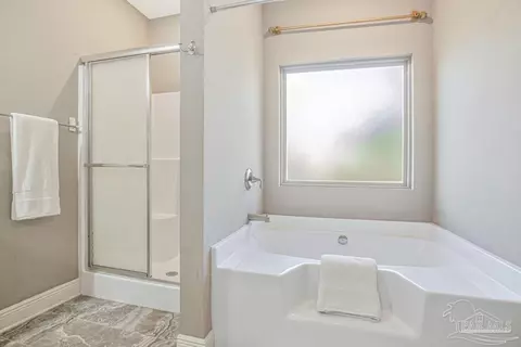Bath - 3266 Bernath Dr, Milton, FL 32583 photo 1 of 5
