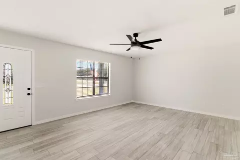 Living - 5125 Central Dr, Pace, FL 32571 photo 5 of 7