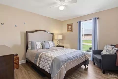 Bedroom - 5808 Dunridge Dr, Pace, FL 32571 photo 3 of 6