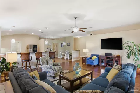 Living - 5808 Dunridge Dr, Pace, FL 32571 photo 2 of 3