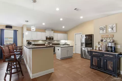Kitchen - 5808 Dunridge Dr, Pace, FL 32571 photo 2 of 7