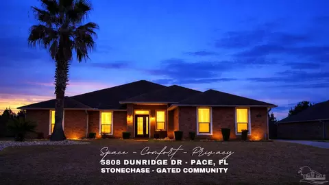 5808 Dunridge Dr, Pace, FL 32571