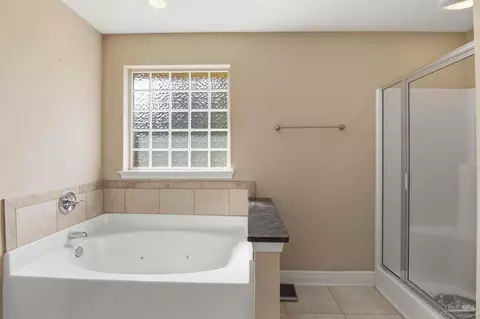 Bath - 5808 Dunridge Dr, Pace, FL 32571 photo 2 of 4