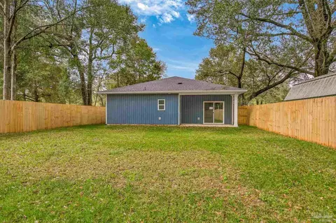Exterior - 6115 Carroll Rd, Milton, FL 32583 photo 5 of 7