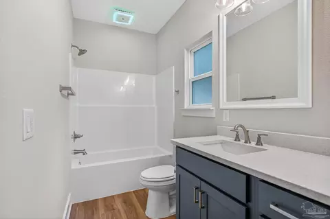 Bath - 6115 Carroll Rd, Milton, FL 32583 photo 4 of 4