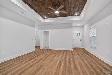 Living - 6115 Carroll Rd, Milton, FL 32583 photo 2 of 5