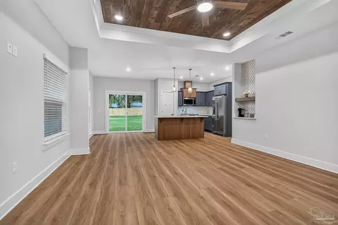 Living - 6115 Carroll Rd, Milton, FL 32583 photo 5 of 5