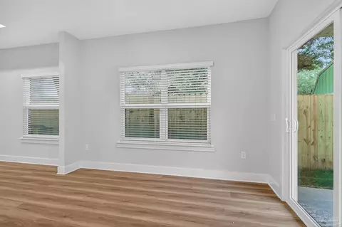 Living - 6115 Carroll Rd, Milton, FL 32583 photo 4 of 5