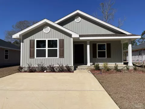 455 Kingsbridge Dr #13B, Cantonment, FL 32533