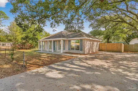 1906 Albany Ave, Pensacola, FL 32507