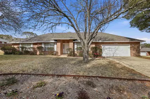 5065 Pine Hollow Dr, Pensacola, FL 32505