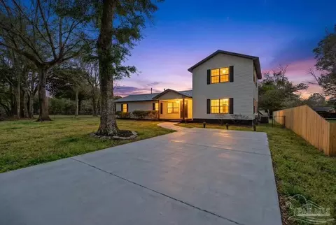 4133 Lawrence Ave, Pace, FL 32571