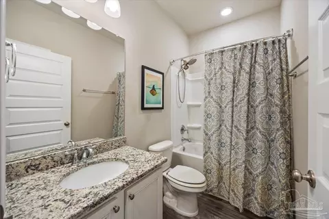 Bath - 5344 Red Shoulder Rd, Pace, FL 32571 photo 2 of 2