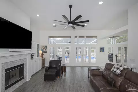 Living - 3056 Killarney Dr, Pace, FL 32571 photo 2 of 3