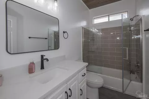 Bath - 3056 Killarney Dr, Pace, FL 32571 photo 6 of 8