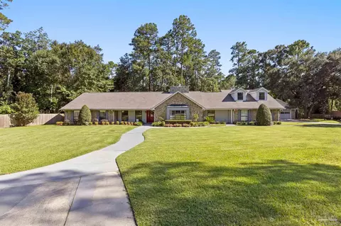 219 Man O War Cir, Cantonment, FL 32533