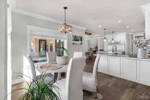 Dining - 3275 Melvin Dr, Pace, FL 32571 photo 2 of 3