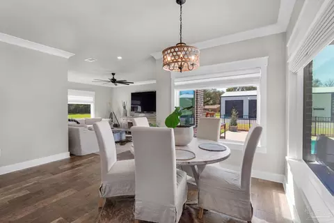Dining - 3275 Melvin Dr, Pace, FL 32571 photo 3 of 3
