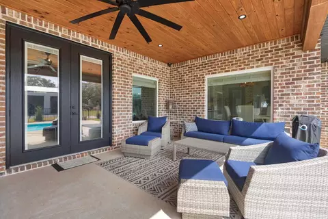 Exterior - 3275 Melvin Dr, Pace, FL 32571 photo 5 of 14
