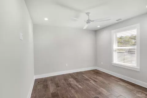 Bedroom - 3275 Melvin Dr, Pace, FL 32571 photo 5 of 5