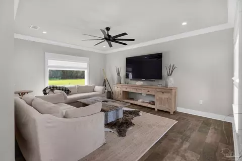 Living - 3275 Melvin Dr, Pace, FL 32571 photo 5 of 7