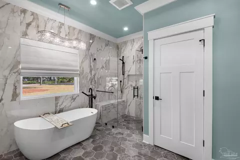 Bath - 3275 Melvin Dr, Pace, FL 32571 photo 4 of 11