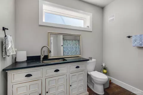 Bath - 3275 Melvin Dr, Pace, FL 32571 photo 10 of 11
