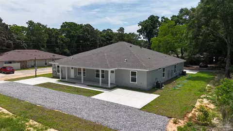 50 Fulton Ave #BUILDING B, Pensacola, FL 32503