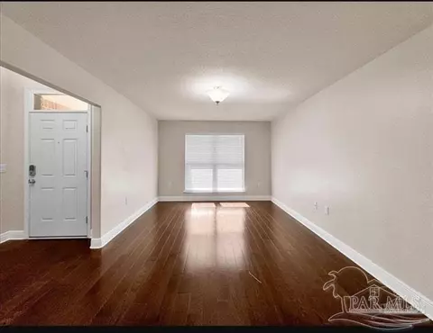 Living - 4474 Hampton Bay Blvd, Milton, FL 32583 photo 6 of 6