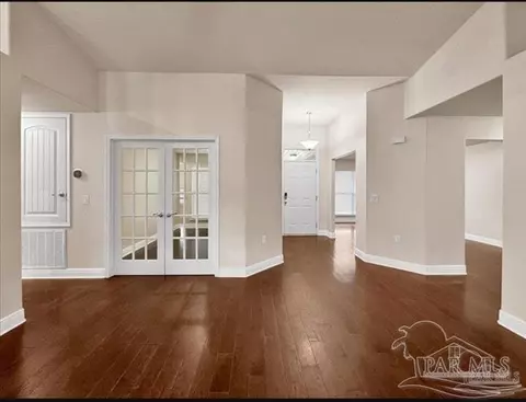 Living - 4474 Hampton Bay Blvd, Milton, FL 32583 photo 2 of 6