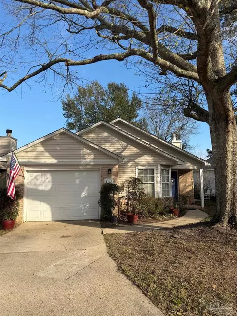 4118 Coppertree Ln, Pensacola, FL 32504