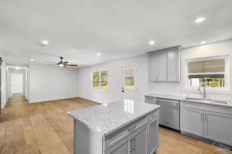7988 Malone Rd, Milton, FL 32570 photo 14