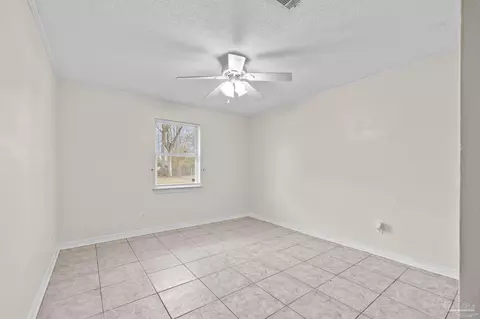 Bedroom - 336 Crestfield Cir, Cantonment, FL 32533 photo 4 of 5