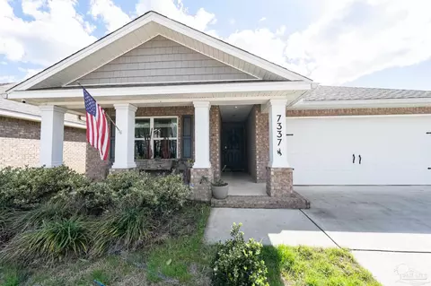 7337 Lakeside Oak Ct, Pensacola, FL 32526