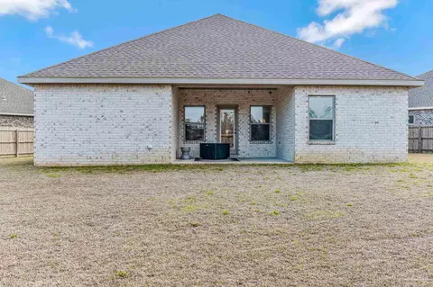 1222 Fenwick Ct, Cantonment, FL 32533