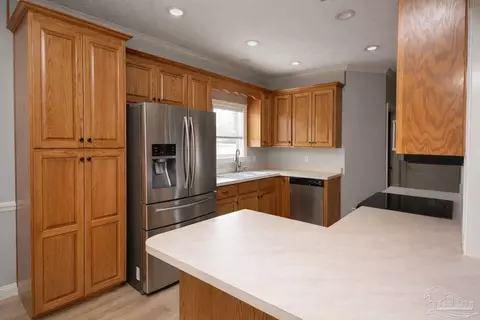 Kitchen - 4232 N Cambridge Way, Pace, FL 32571 photo 3 of 3