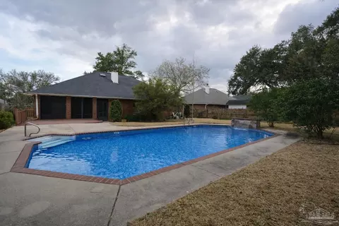 Exterior - 4232 N Cambridge Way, Pace, FL 32571 photo 8 of 15