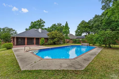 Exterior - 4232 N Cambridge Way, Pace, FL 32571 photo 14 of 15