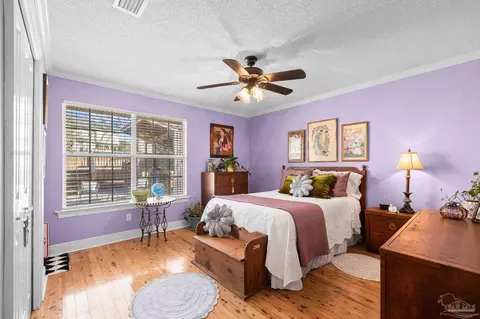 Bedroom - 3205 Windmill Cir, Cantonment, FL 32533 photo 4 of 7