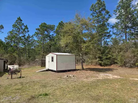 Exterior - 7582 John Matthews Rd, Milton, FL 32583 photo 3 of 8