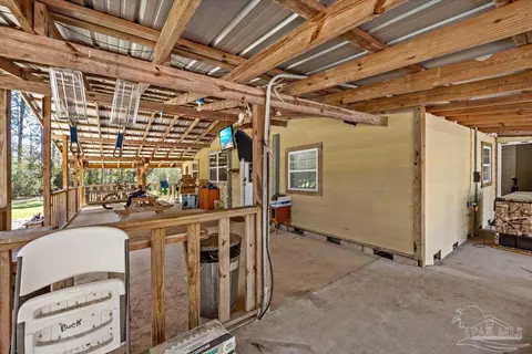 Exterior - 7582 John Matthews Rd, Milton, FL 32583 photo 7 of 8