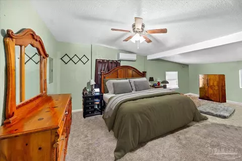 Bedroom - 7582 John Matthews Rd, Milton, FL 32583 photo 1 of 3